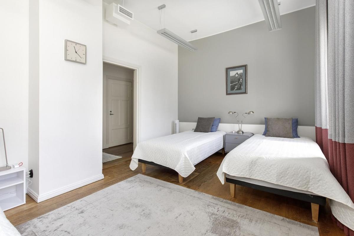 Center, 125 M2, 3 Bedroom Sea & Old Town View *
