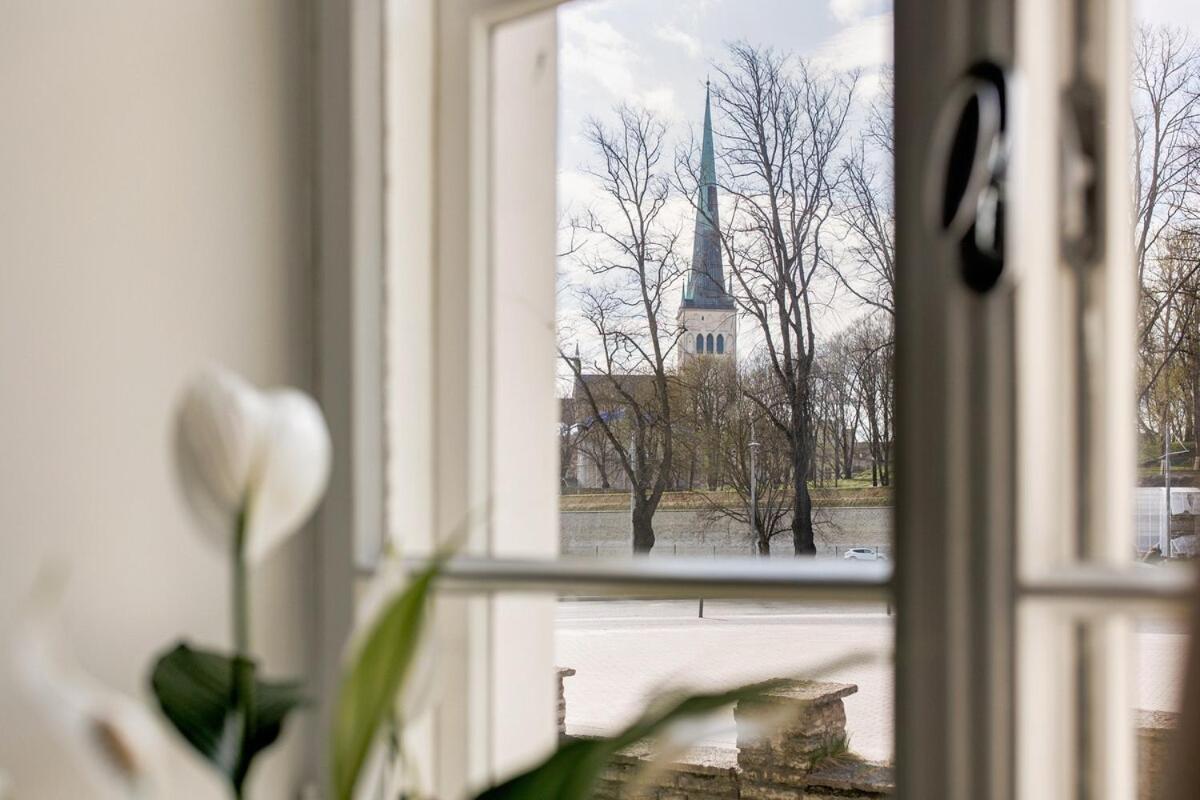 Center, 125 M2, 3 Bedroom Sea & Old Town View Huoneisto Tallinna